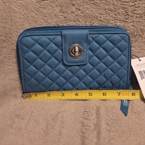 Vera Bradley Quilted Beautiful Blue Color Wallet.BNWT